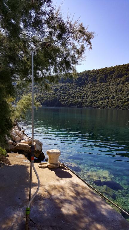 Lastovo Apartments Livia מראה חיצוני תמונה